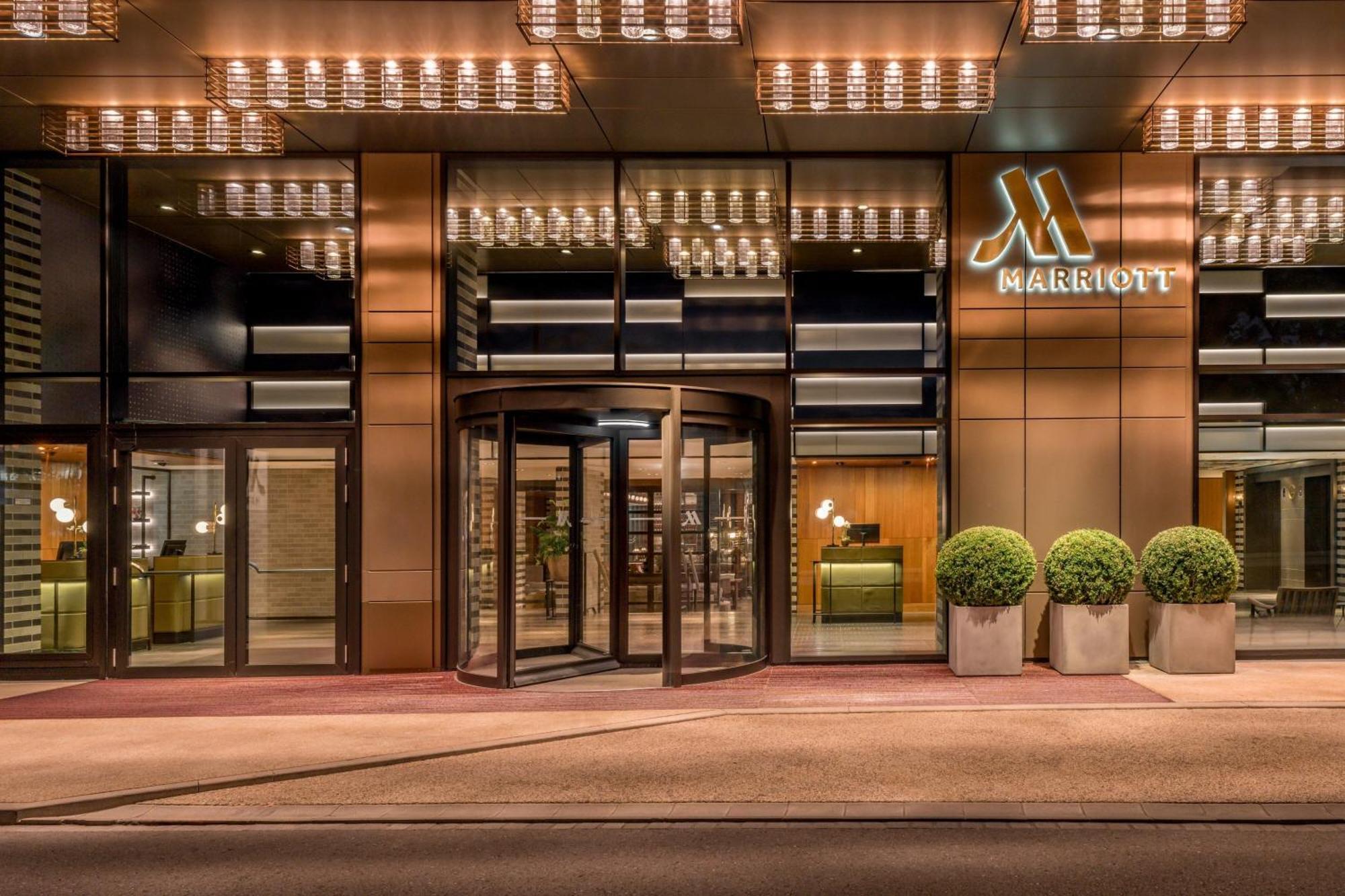 Munich Marriott Hotel City West Экстерьер фото